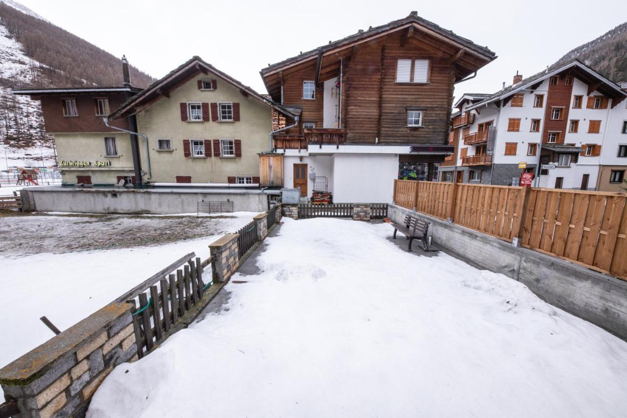 Haus Astoria Apartment Saas-Grund Exterior photo